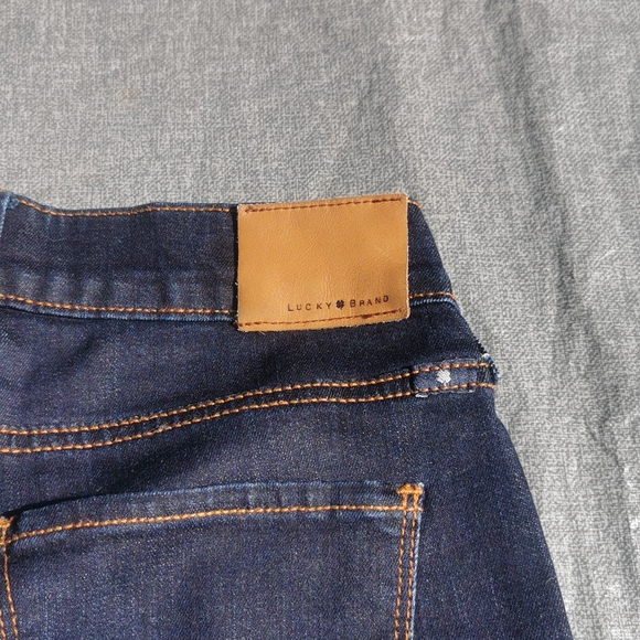 Size 00 / 24 A Lucky Brand Brooke Straight Dark Blue Jean 5 pocket - Picture 14 of 15